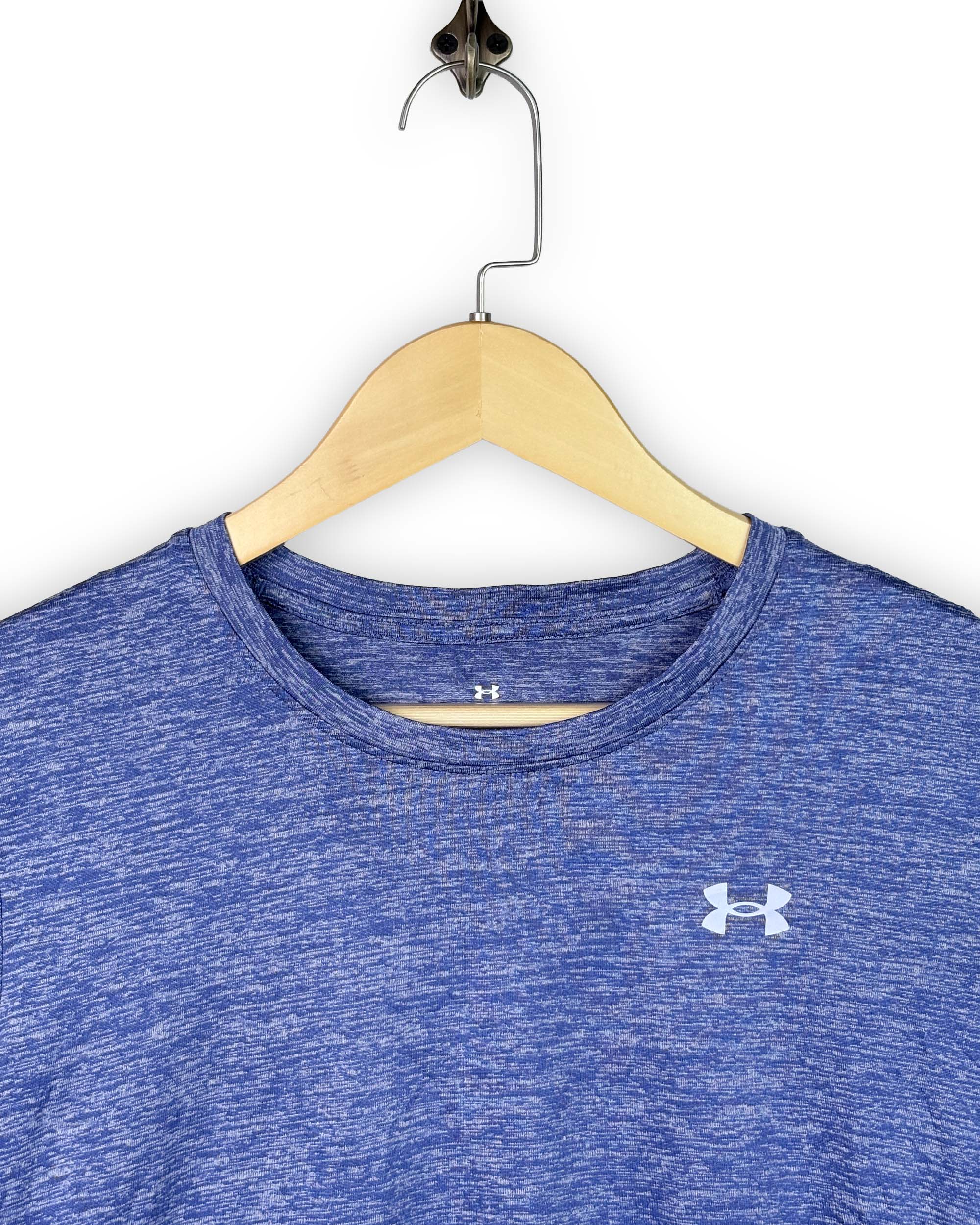 UNDER ARMOUR T - SHIRT - M
