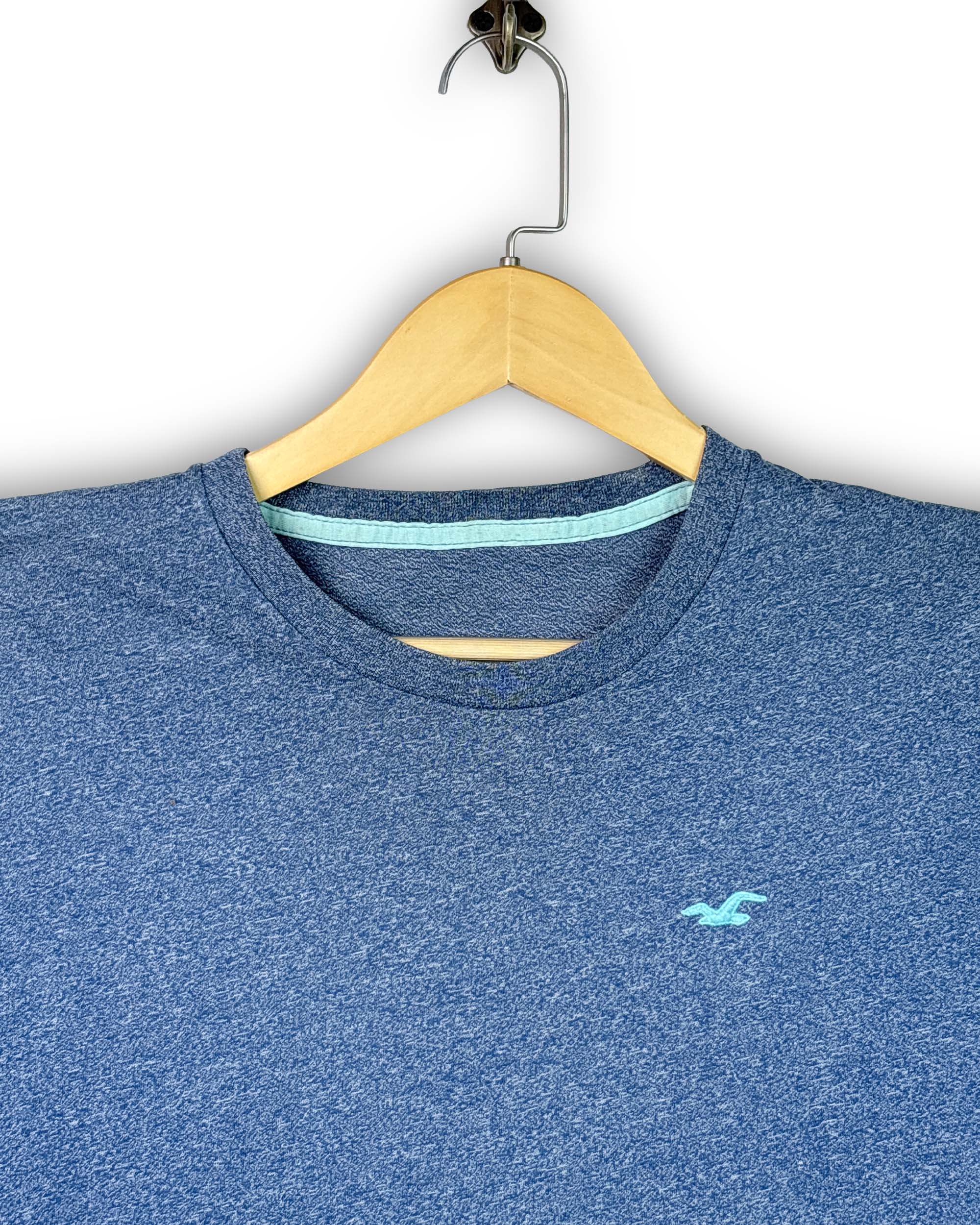 HOLLISTER T - SHIRT - M