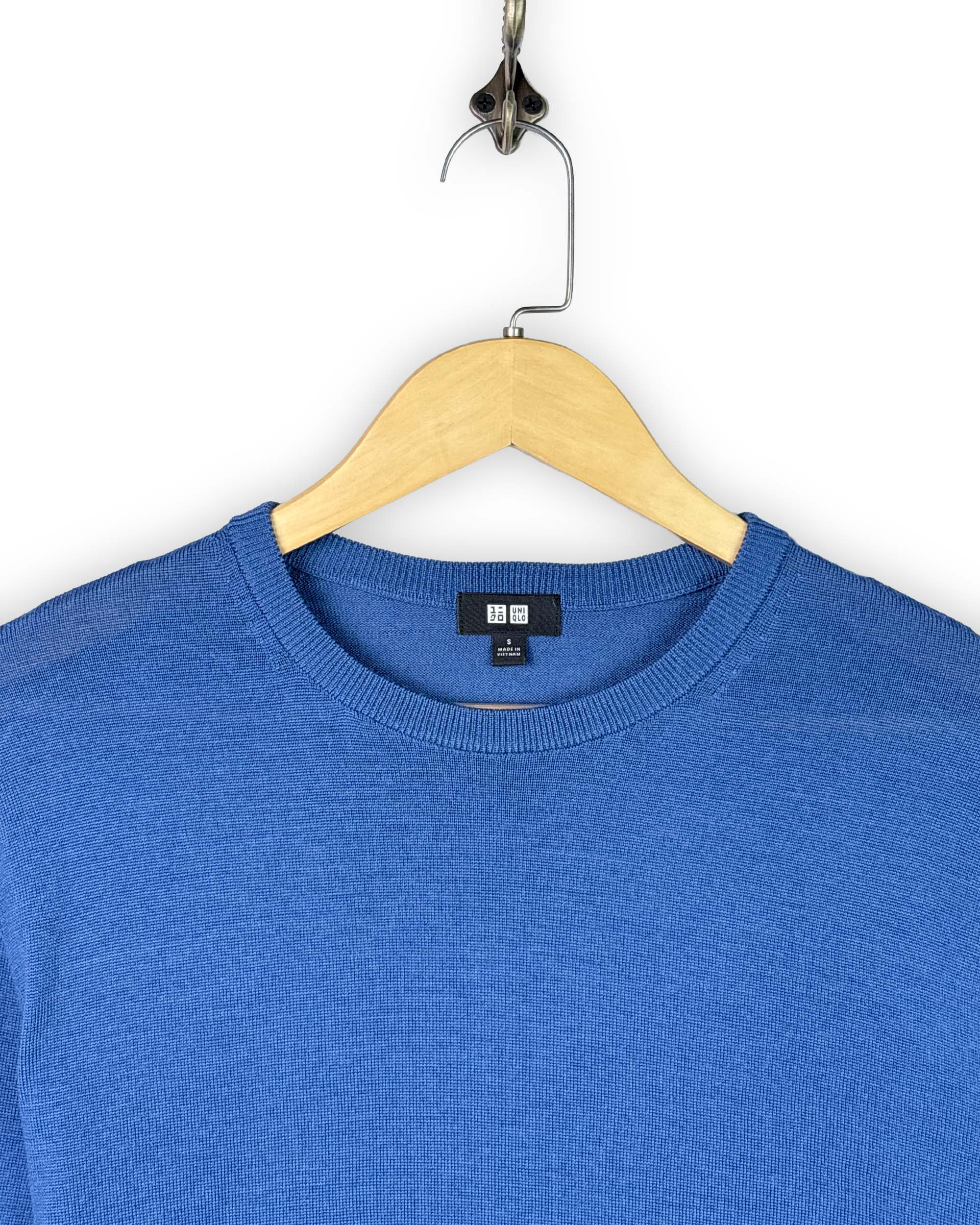 UNIQLO SWEATER - S