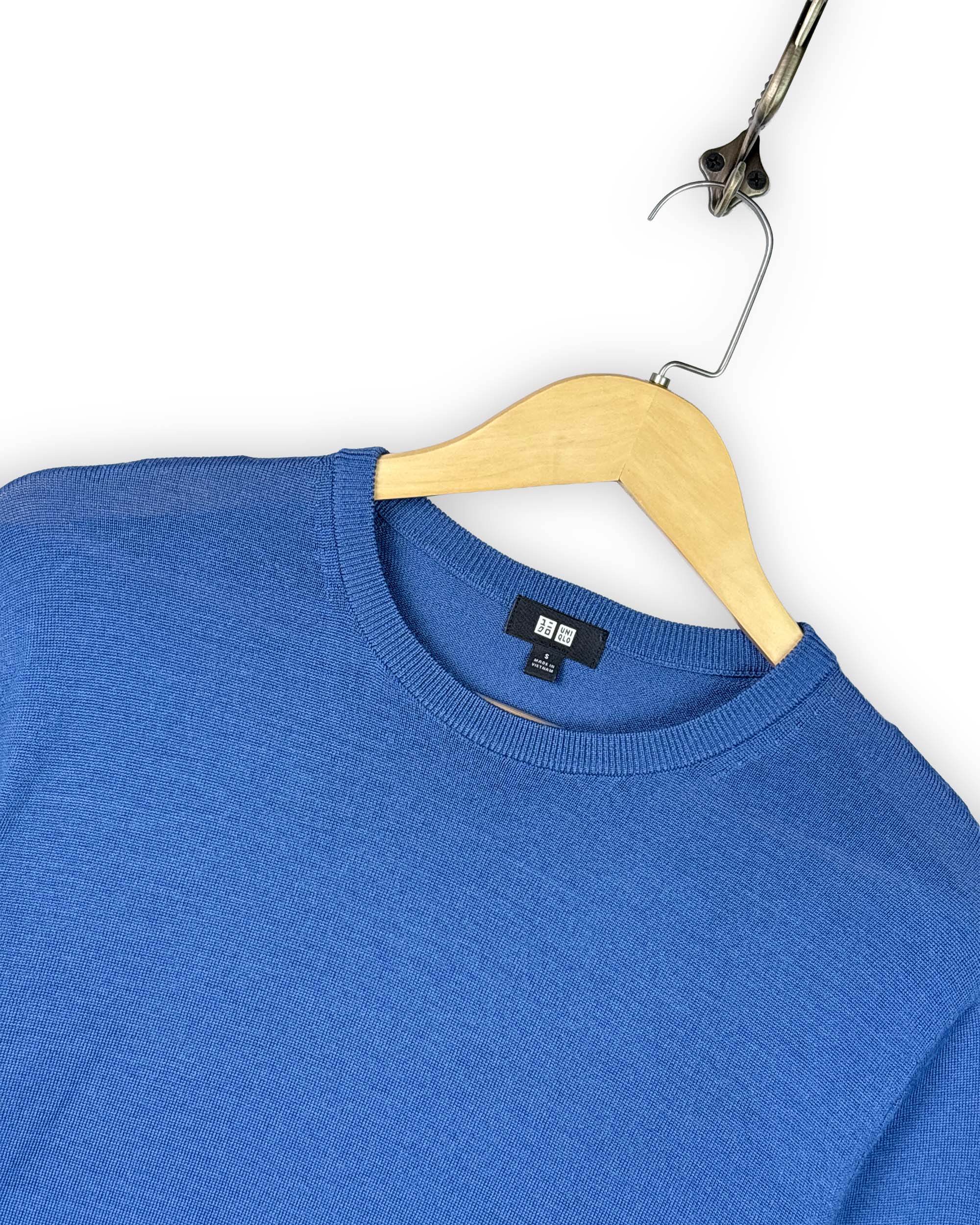 UNIQLO SWEATER - S