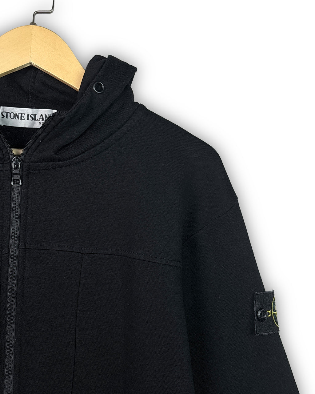 STONE ISLAND ZIP UP HOODIE - L