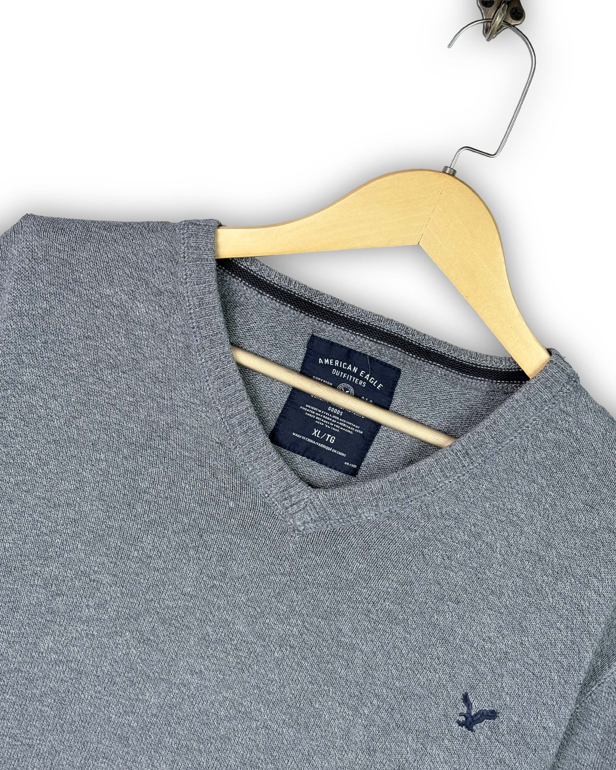 AMERICAN EAGLE SWEATSHIRT - XL