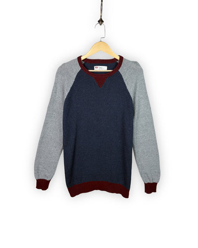 LEVIS SWEATER - M