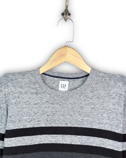 GAP SWEATER - M
