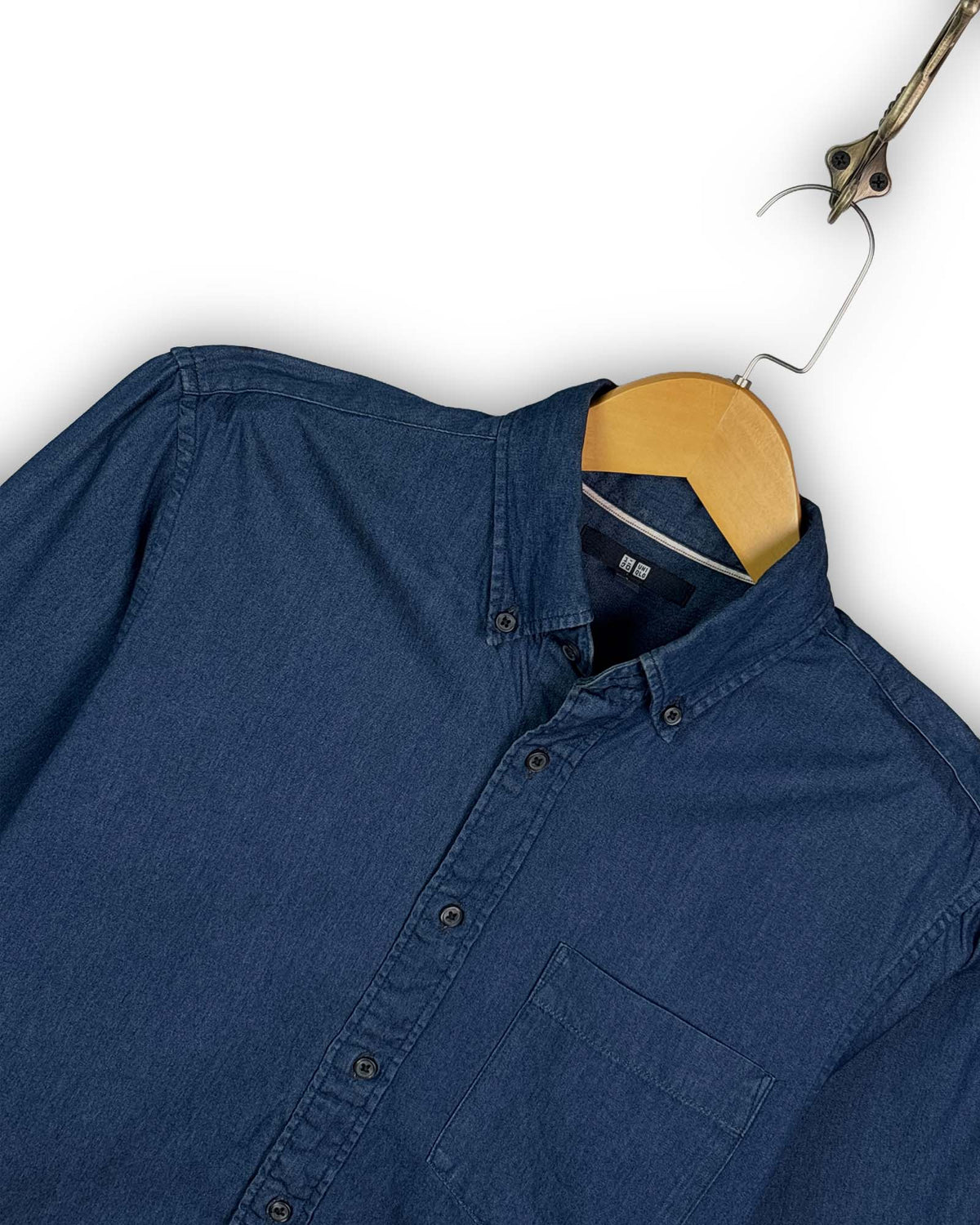 UNIQLO SHIRT - S