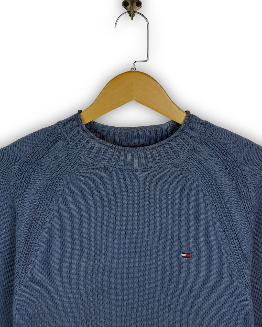 TOMMY HILFIGER SWEATER - M