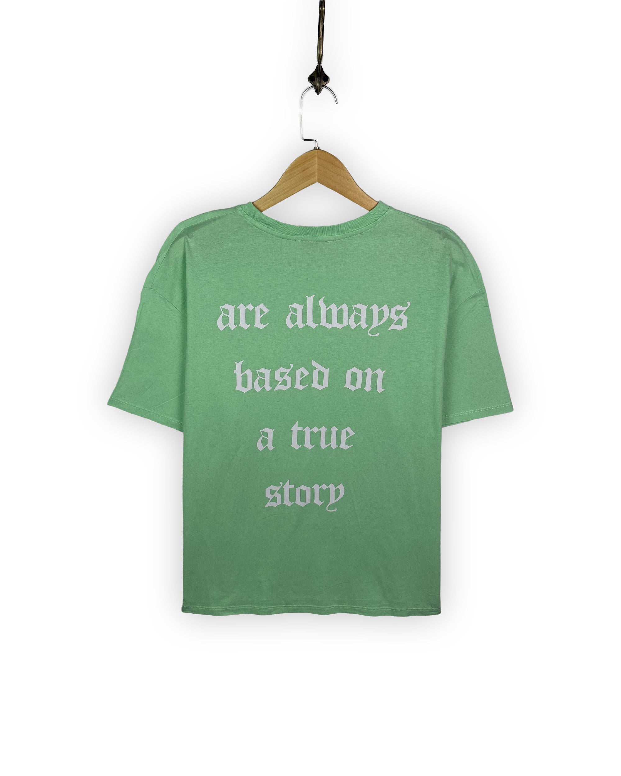 BERSHKA T - SHIRT - L