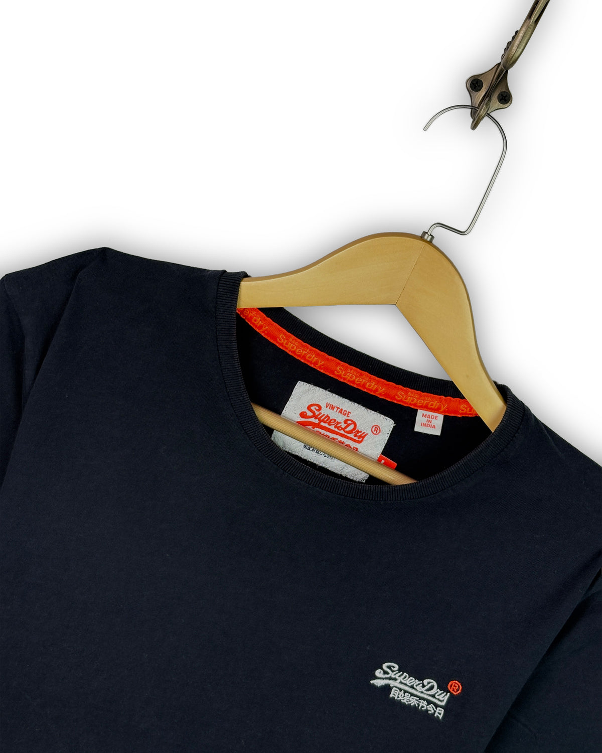 SUPERDRY T - SHIRT - L