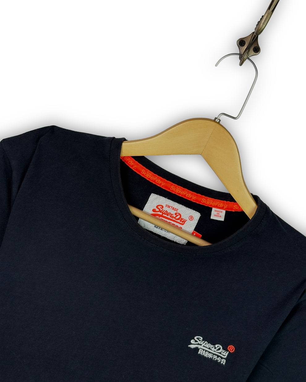 SUPERDRY T - SHIRT - L