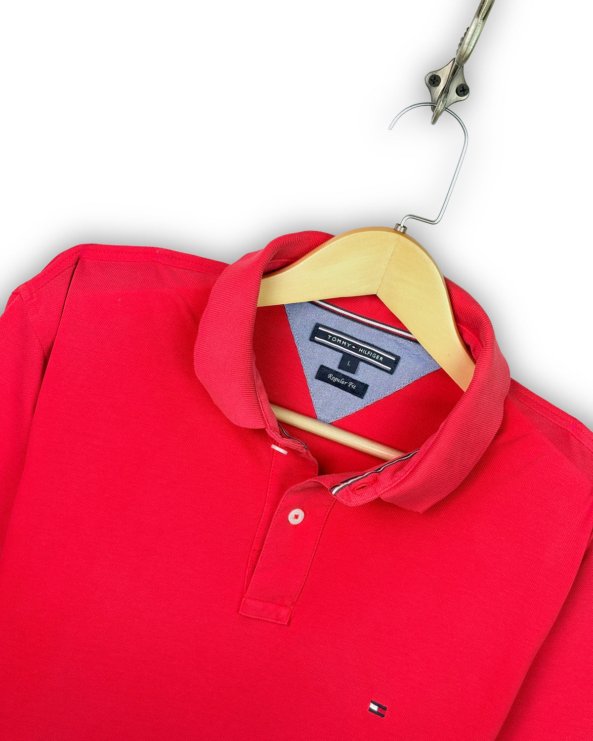 TOMMY HILFIGER T-SHIRT - L