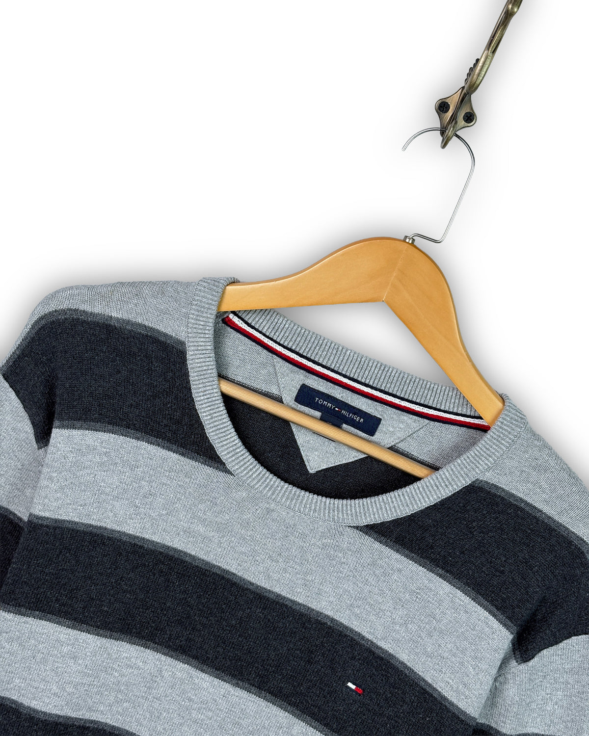 TOMMY HILFIGER SWEATER - XL