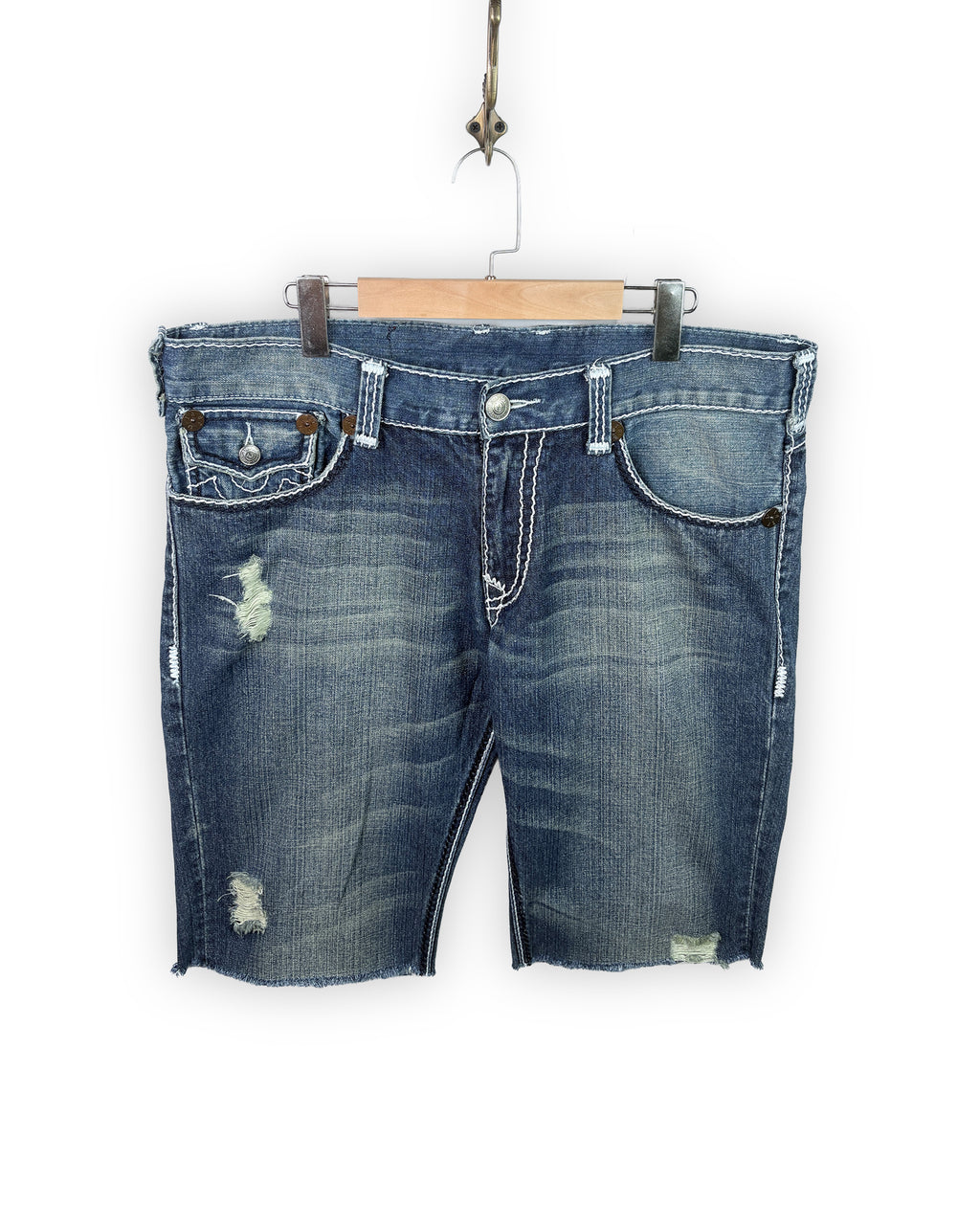 TRUE RELIGION JORTS - 38
