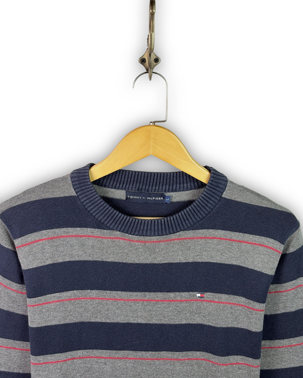 TOMMY HILFIGER SWEATER - M